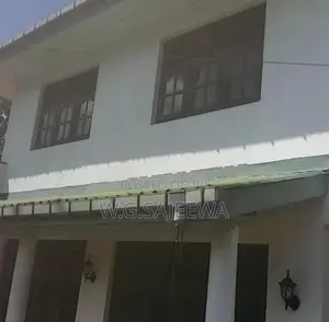 Main road facing Commercial house rent in Ja Ela