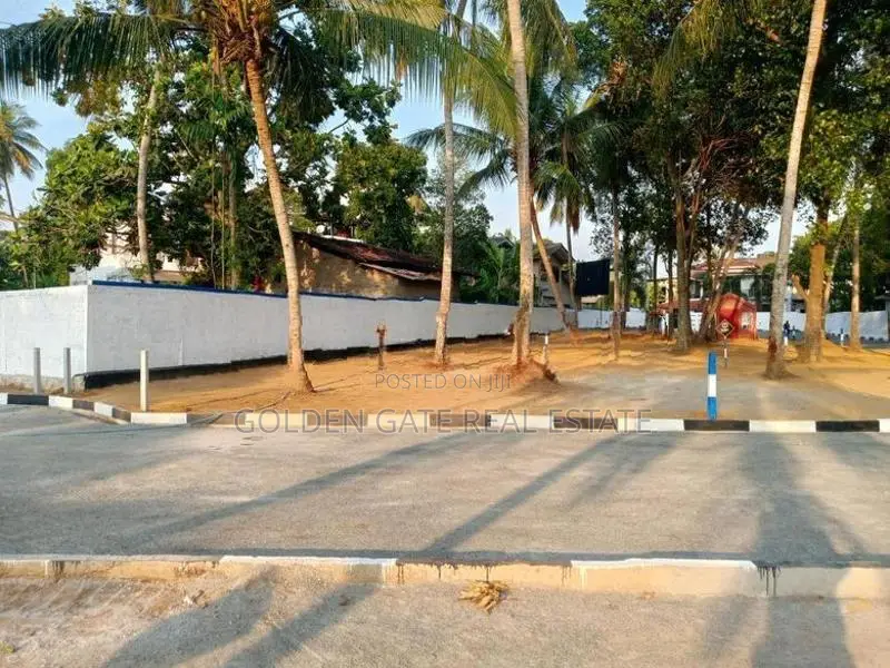වැලිසර මීගමු පාරට නුදුරින් අගනා ඉඩමක් විකිණීමට