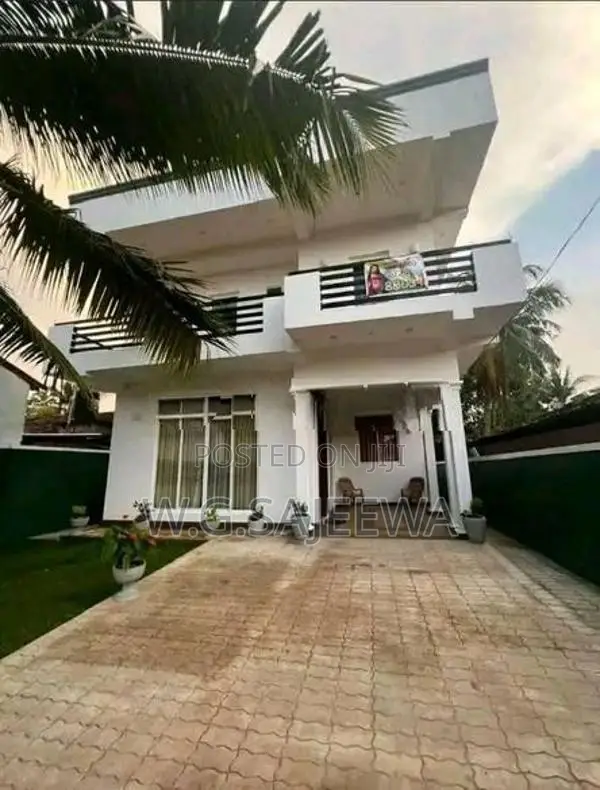 Fully Furnished Box type house rent in Negombo - Short & Long term