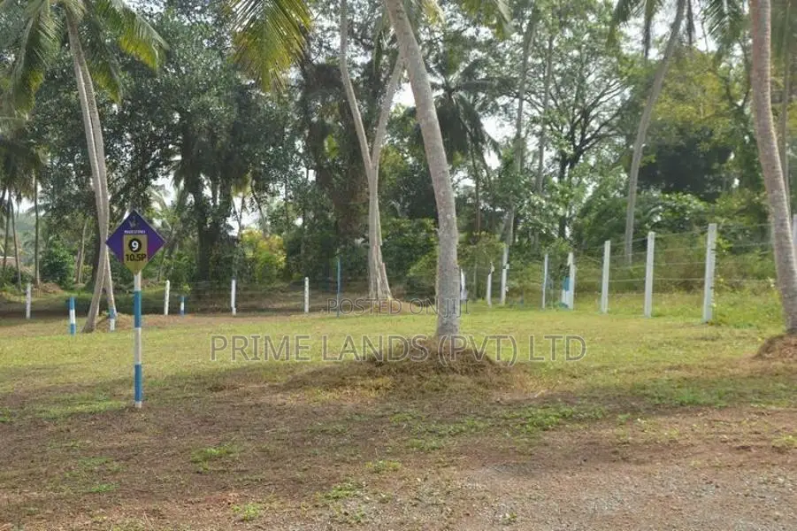 පානදුර හොඳ බිම්කොටස් කිහිපයක්