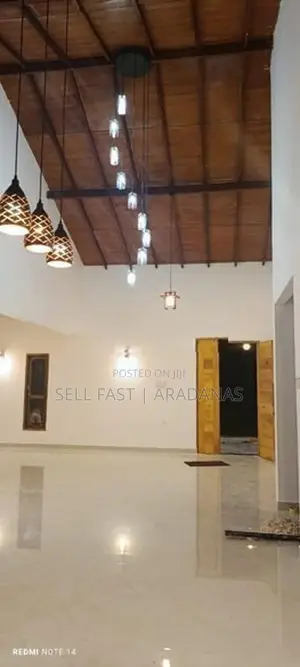 Large fully Tiled House for Rent in Homagama Diyagama