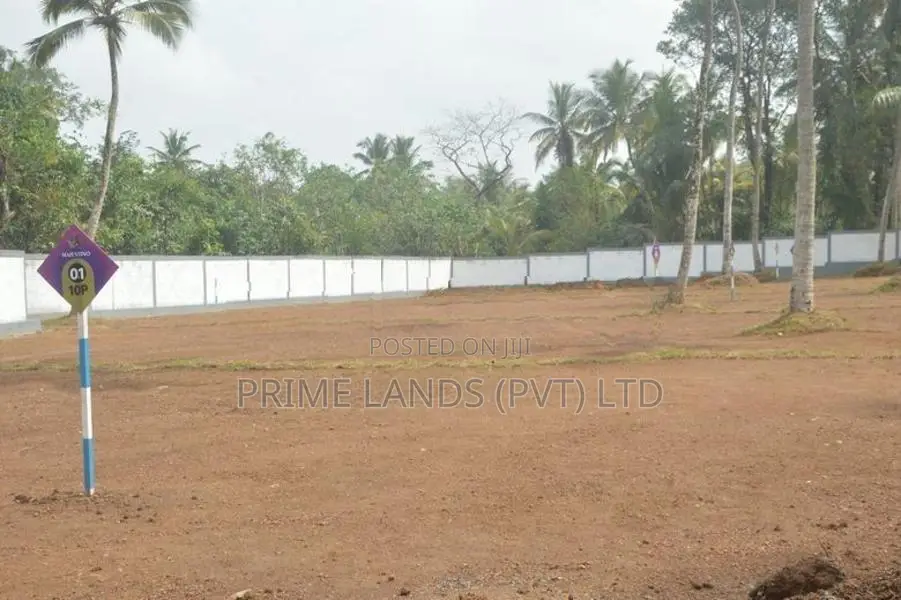 පානදුර හොඳ බිම්කොටස් කිහිපයක්