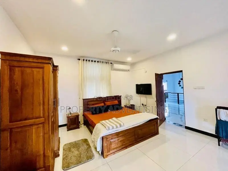 Pepiliyana Luxury House For Sale Bordering Dehiwala