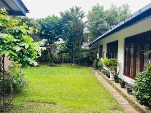 (AF911) 28 P House with Property for Sale – Nugegoda