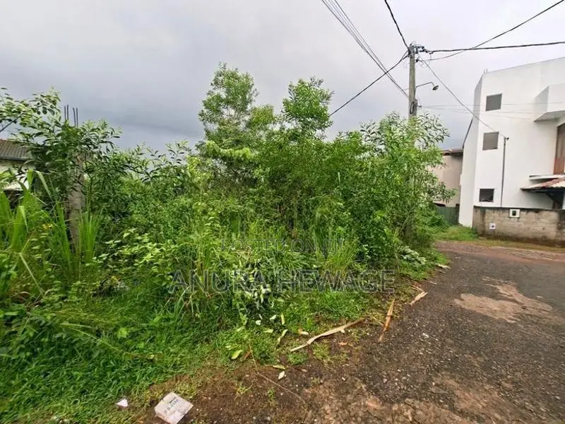 Land for Sale Athurugiriya, Galwarusawa Road. (ID : ATHU040)