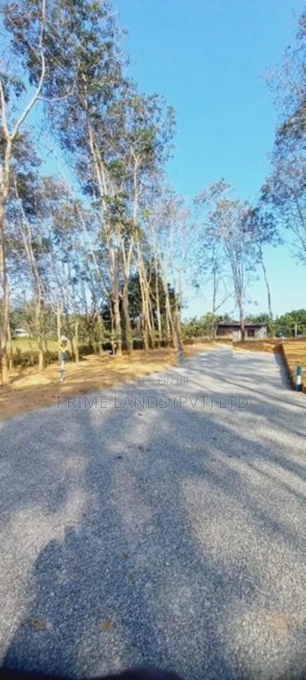 Land For Sale To Malamulla Bus Route
