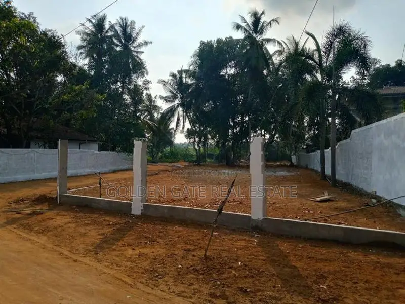 යක්කල නගරයෙන්ම බිම් කොටස්