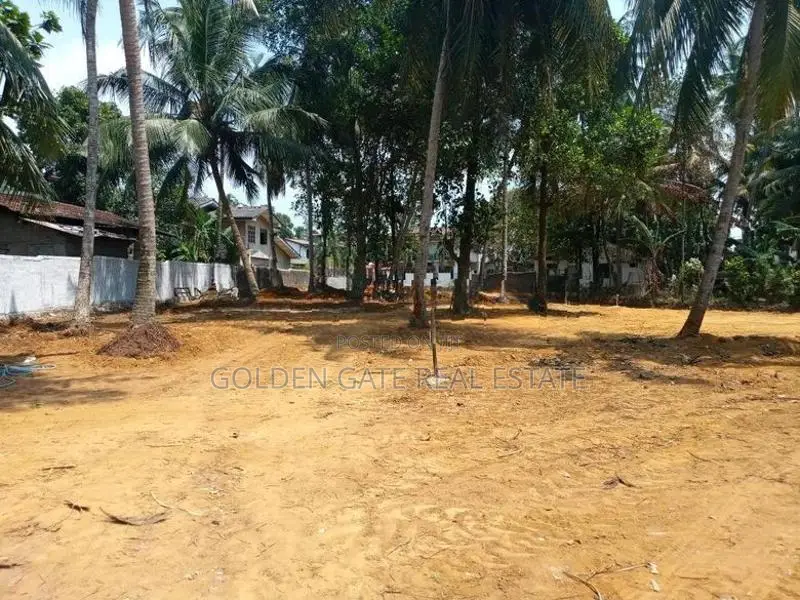 යක්කල නගරයෙන්ම බිම් කොටස්