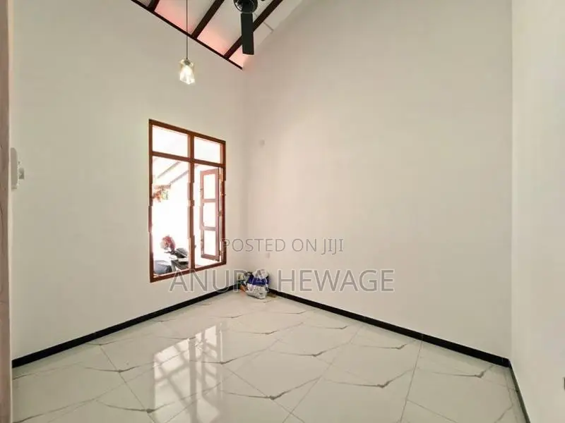 Brand New House for Sale Bomiriya, Kaduwela. (ID : KADU012)
