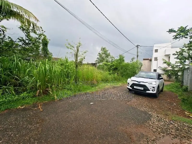 Land for Sale Athurugiriya, Galwarusawa Road. (ID : ATHU040)