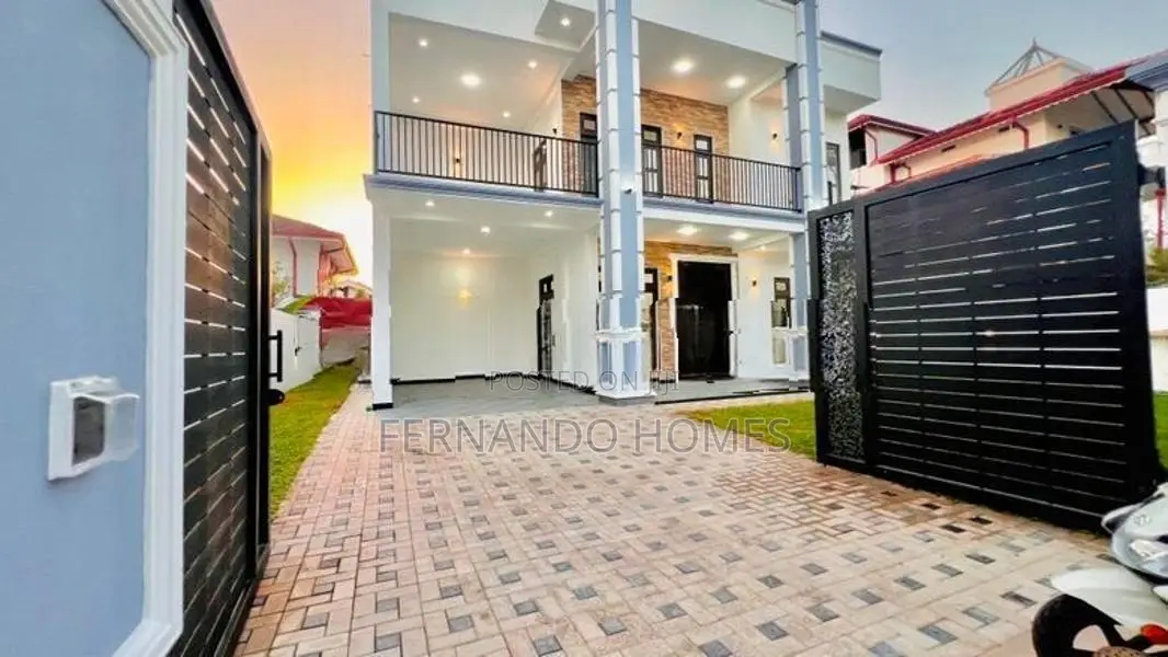3rd Floor Open Terrace 5 Br Modern Box House For Sale In Negombo
