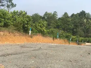 නේවාසික බිම් කොටස් පලාතොට කලුතර