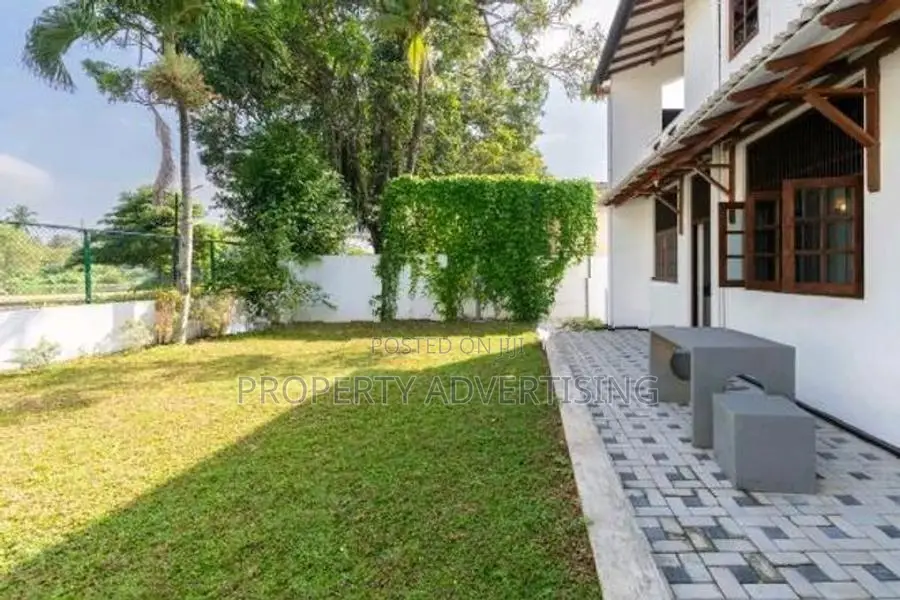 17p House for sale in nugegoda