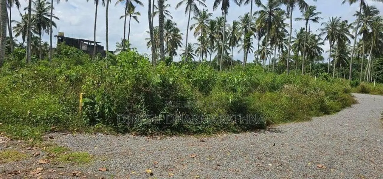 80 Perches Land for Sale Located in Homagama