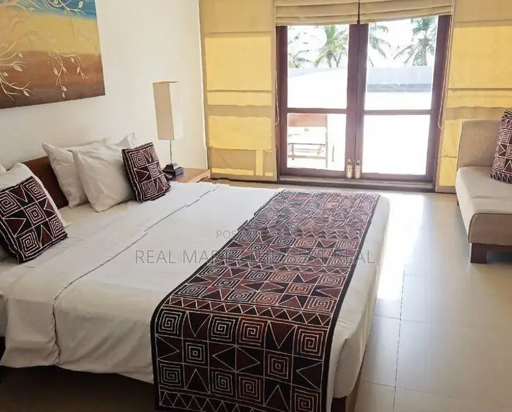 COLOMBO 06 : 10 A/C BR (20P) BRAND NEW LUXURY HOTEL FOR RENT