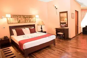 COLOMBO 06 : 20 A/C BR (40P) BRAND NEW LUXURY HOTEL FOR RENT