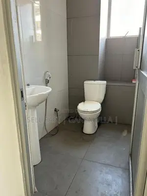 Building for Lease (Rent) Ganemulla