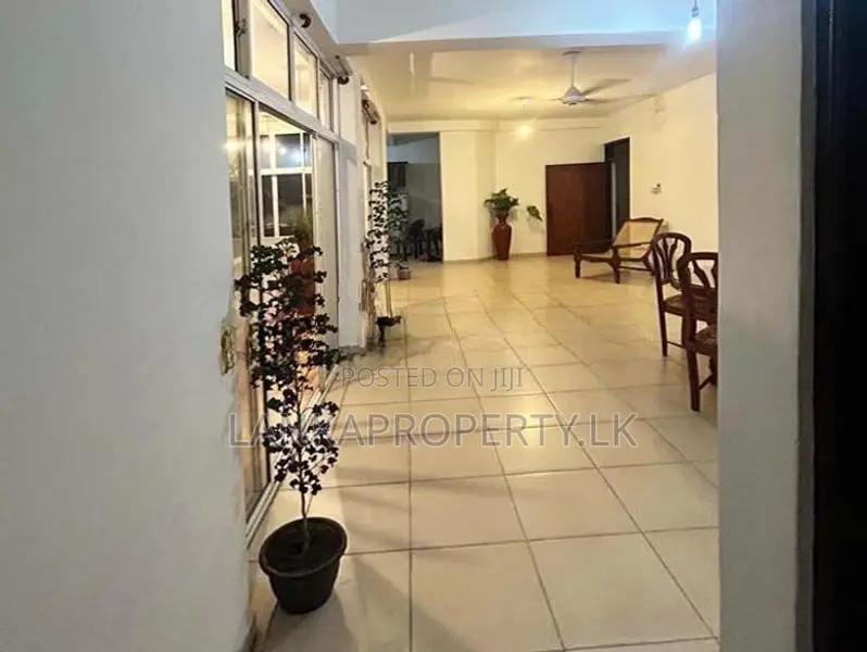 5th Floor Apartment unit for sale - Sanasa Residencies