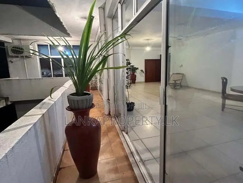 5th Floor Apartment unit for sale - Sanasa Residencies