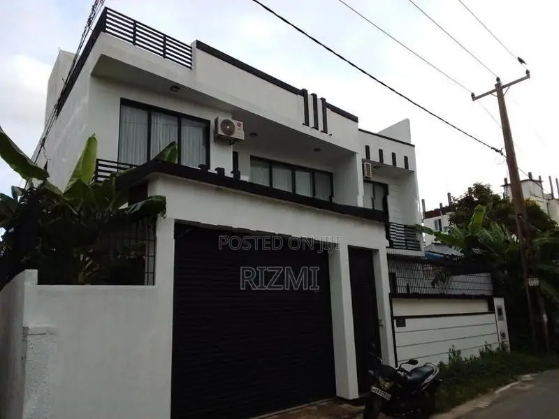 fully furnished 4BR super luxury house sale in ratmalana