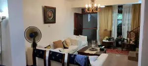 5.25P 3 Storied Unit House for Sale in Wellawatte