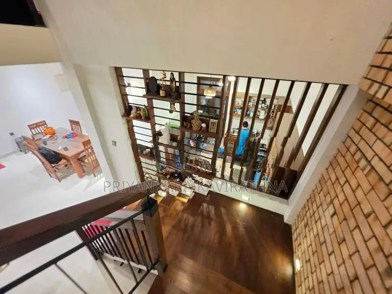 13 Perches - Bricks Walls Luxury House For Sale Mattegoda