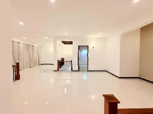 Modern Luxury Residence for Sale in Battaramulla