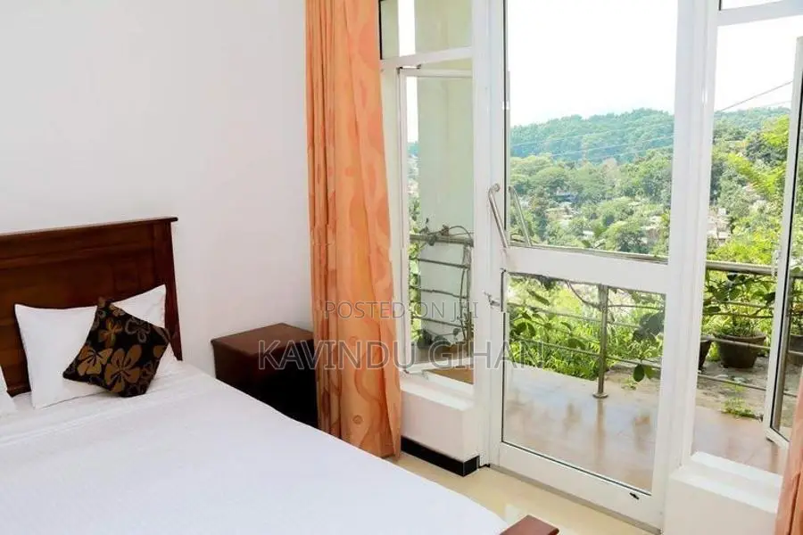 Balcony Rooms for Rent in Kandy