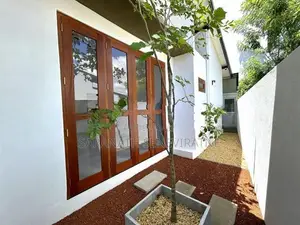 Brand-New Modern Super Luxury House Athurugiriya Prime City
