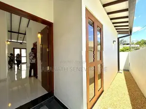 Brand-New Modern Super Luxury House Athurugiriya Prime City