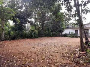 Residential Land for Sale, Wickramarachchi Mawatha, Yakkala.
