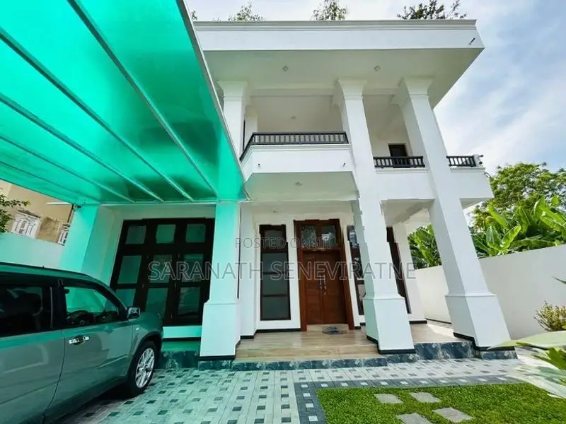 Super Luxury Brand-New House From Ja-Ela - Gated Community- 100 m to R