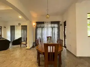 2 Storied Well Built and Maintained House Kandy Katugasthota