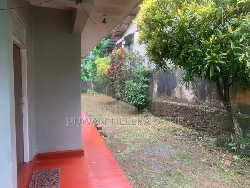 Kesbewa 4 Bed Room House for Sale