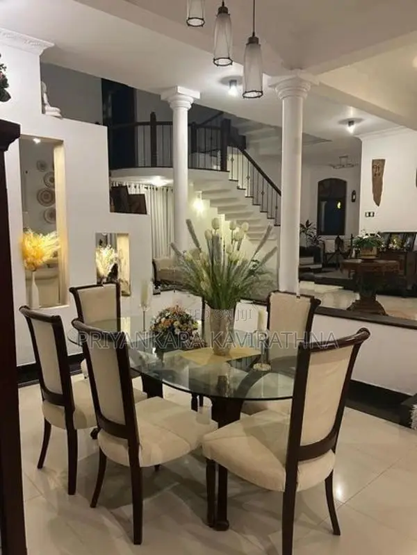 Luxury House For Sale in Bokundara With 18 Perch