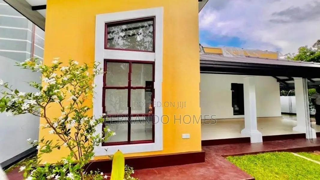 Nice Beatiful Spacious Garden Luxury House For Sale In Negombo Kandawa
