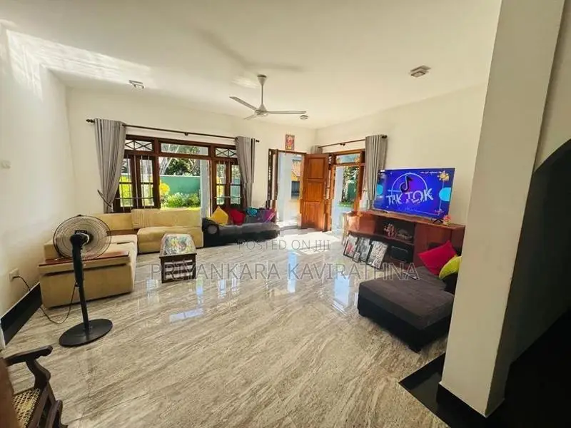 20 Perches - Fully Furnished Luxury VILA For Sale in Aluthgama