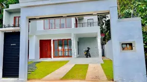 Nice Garden Good Area Well Built Up House For Sale Kandawala Katana