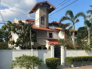 Luxury House For Sale in Bokundara With 18 Perch