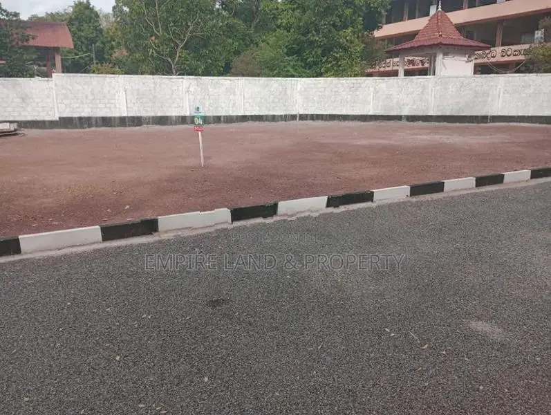Piliyandala Land for Sale In Batakeththara