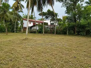 Residential Land for Sale at Oruwala, Athurugiriya,
