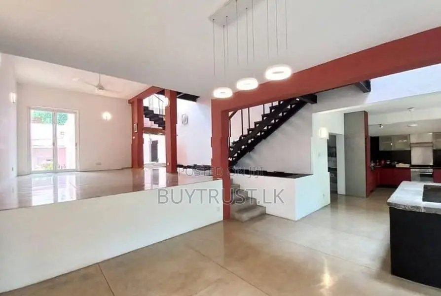 Two Story House for Sale in Colombo 07