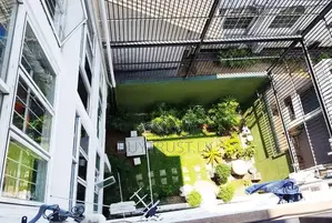 Five Story Hotel for Sale in Colombo 07