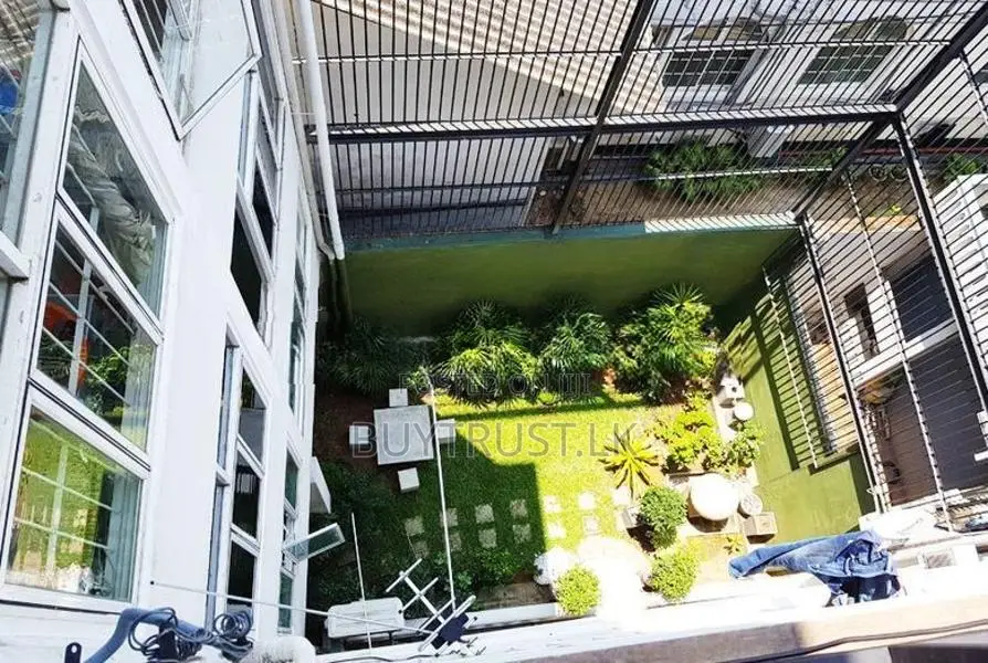 Five Story Hotel for Sale in Colombo 07