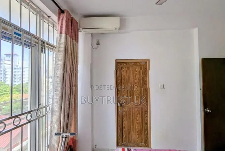 Apartment for Sale in Colombo 06