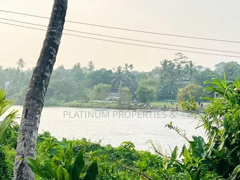 40P Land With 5BR House For Sale In Battaramulla Koswatta Thalangama