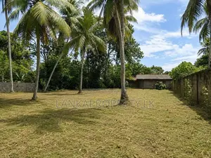 Residential Land for Sale at Oruwala, Athurugiriya,