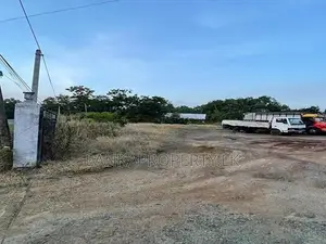Road Facing Commercial Land for Sale in Nonagama Junction, Ambalanthot