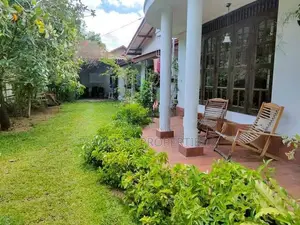 17.75 Perch 6 Br House with Land for Sale in Kottawa Mount Lavinia Roa