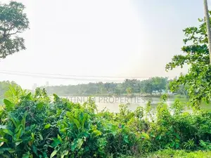 40P Land With 5BR House For Sale In Battaramulla Koswatta Thalangama